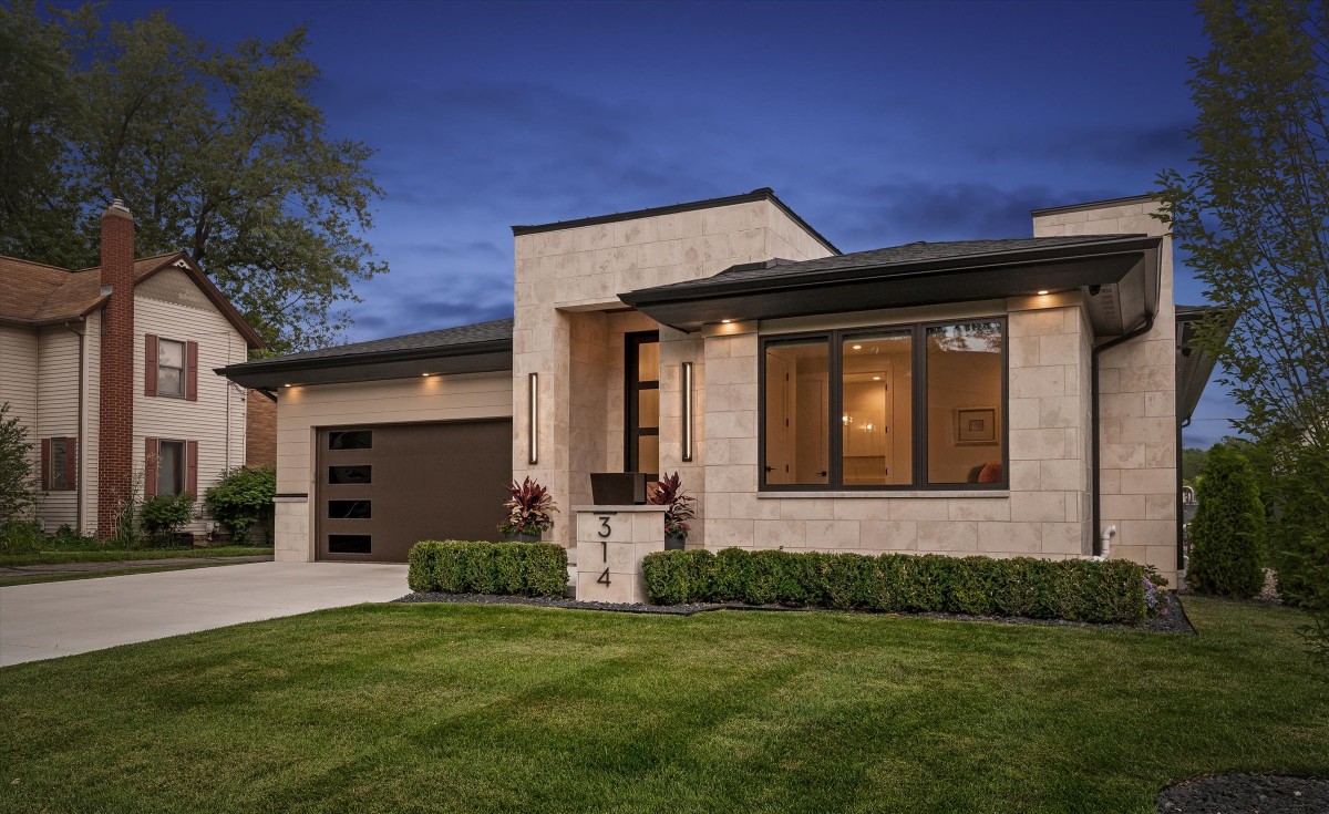 Modern New Build - 2