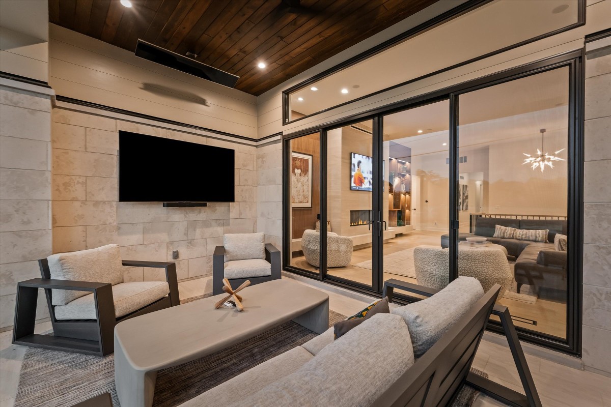 Modern New Build - 48